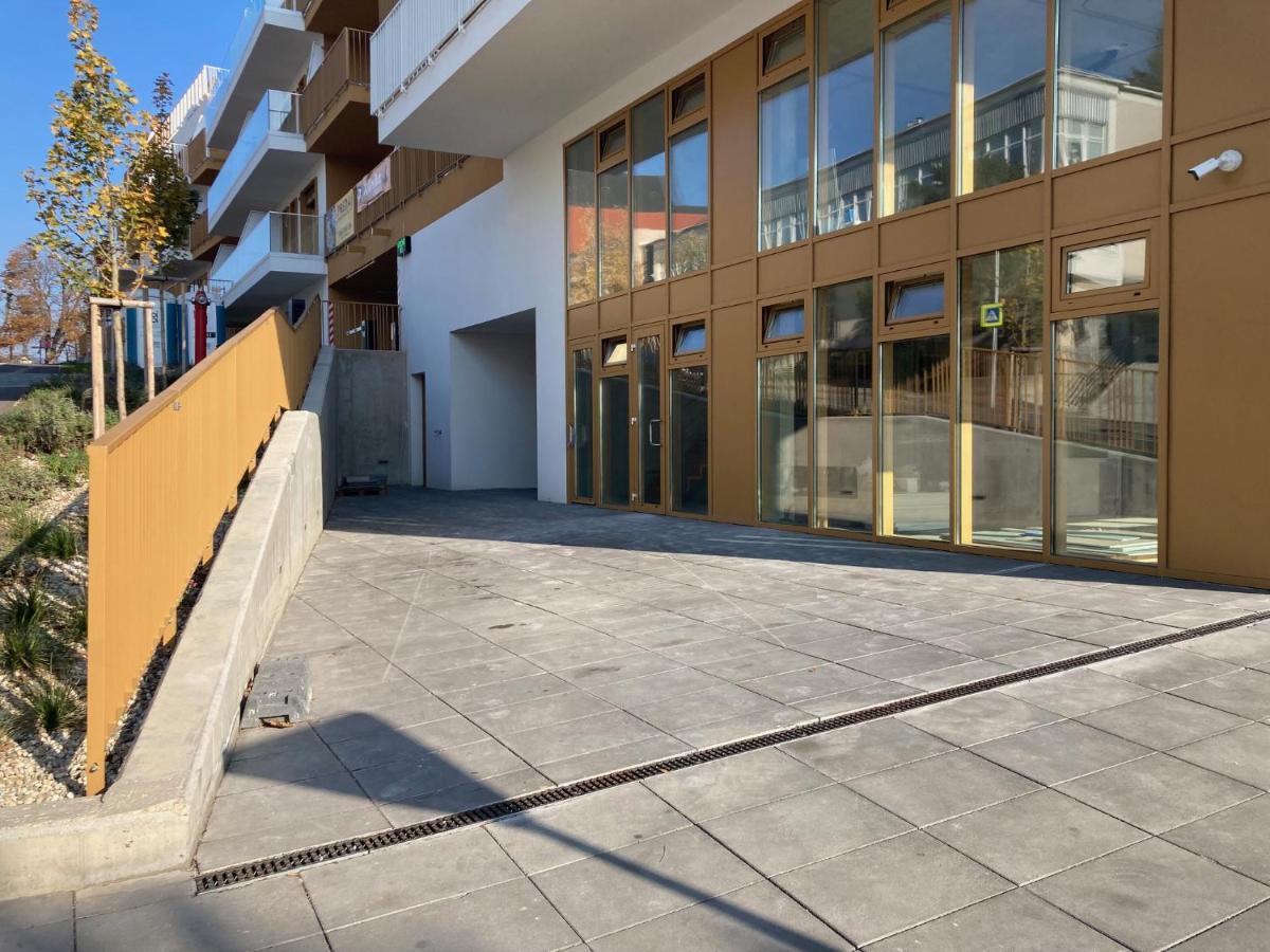 Stylovy Apartman A409 V Centre Nr, Parkovanie V Cene Nitra Exterior photo